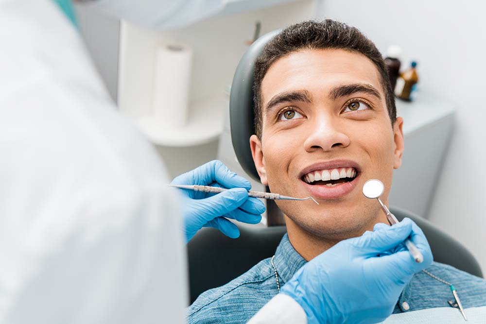 Grandview Dental Clinic | Dentures, Invisalign and Tooth Extraction